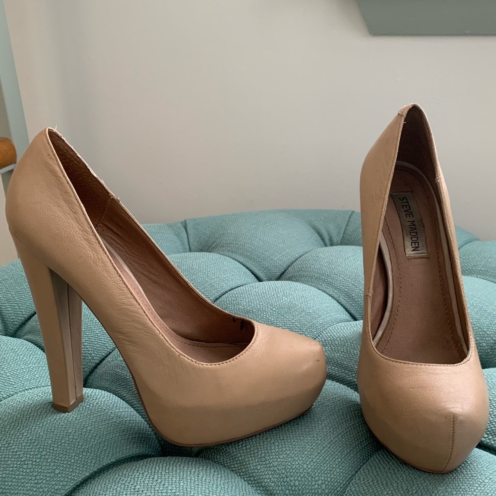 Steve Madden Leather Hidden Platform Heel Nude